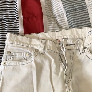 COPY - True religion white jeans W 32 worn a lot